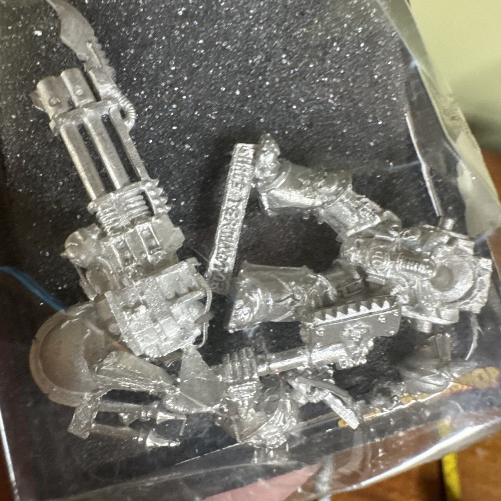 Warhammer 40KChaos Terminator With Reaper Cannon Blister Pack - Picture 4 of 4